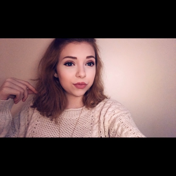 Meet your Posher, Sheyenne - Picture 1 of 1